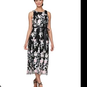 Floral Black and Pink Midi Dress*126*